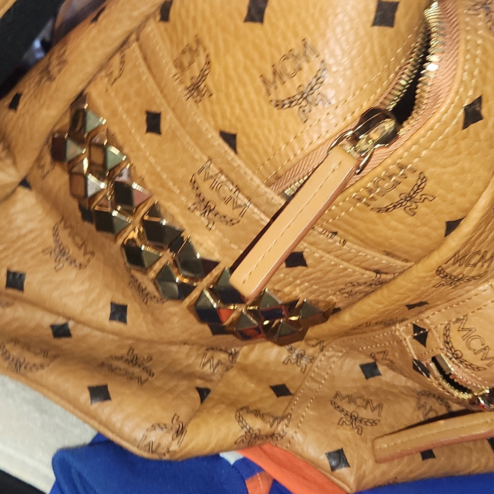MCM BAG - Picture 6 of 7